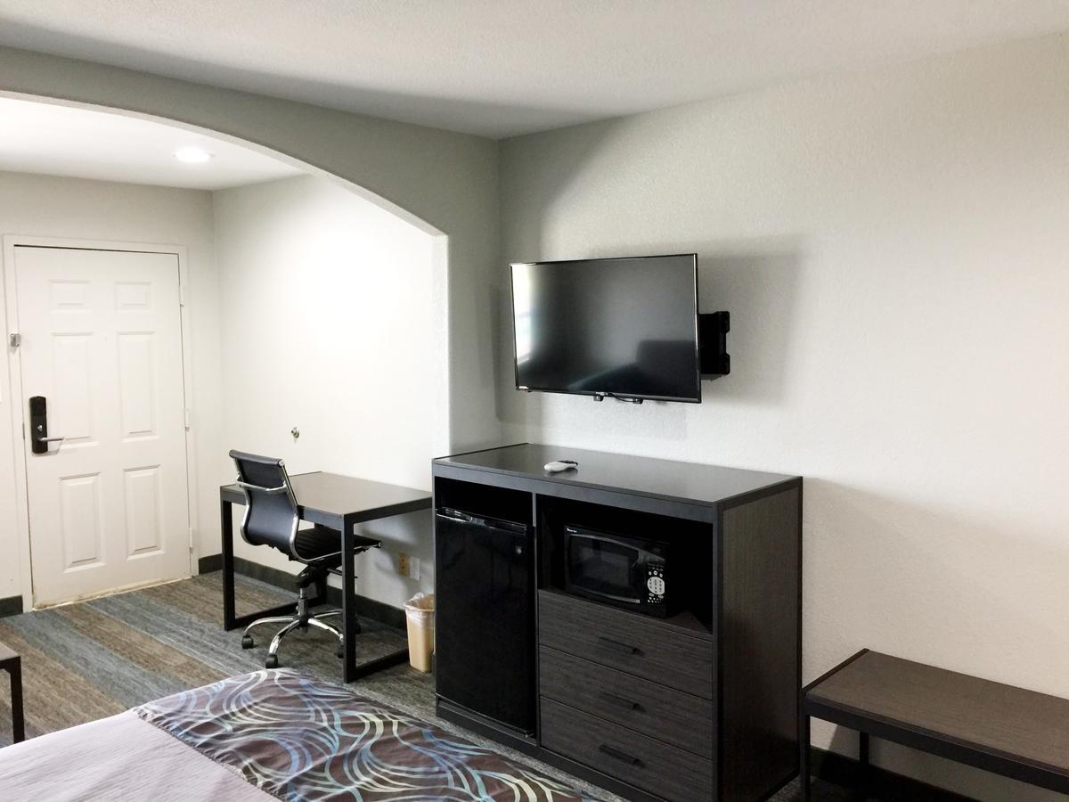 Americas Best Value Inn & Suites Mont Belvieu Houston Eldon Экстерьер фото