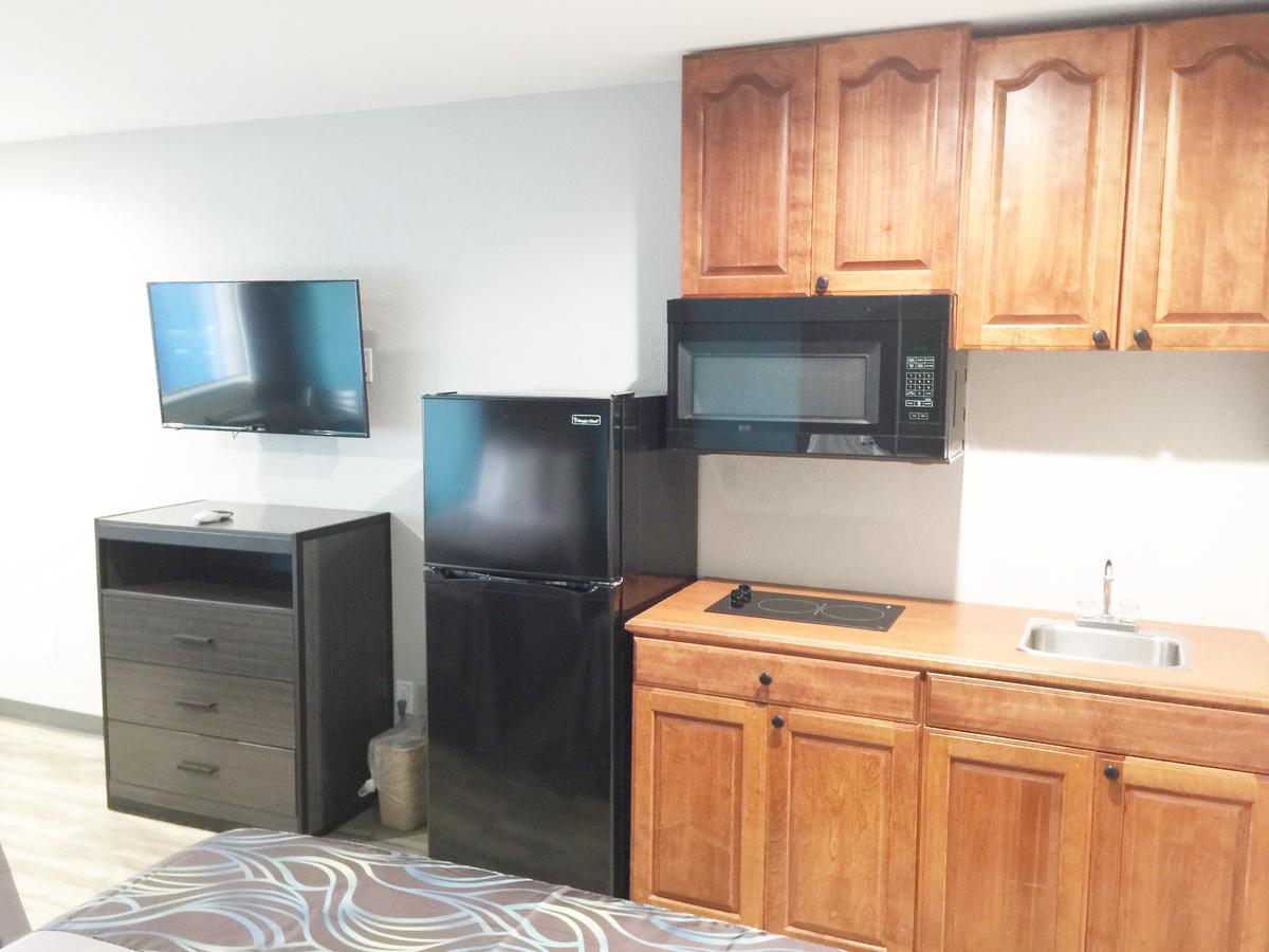 Americas Best Value Inn & Suites Mont Belvieu Houston Eldon Экстерьер фото