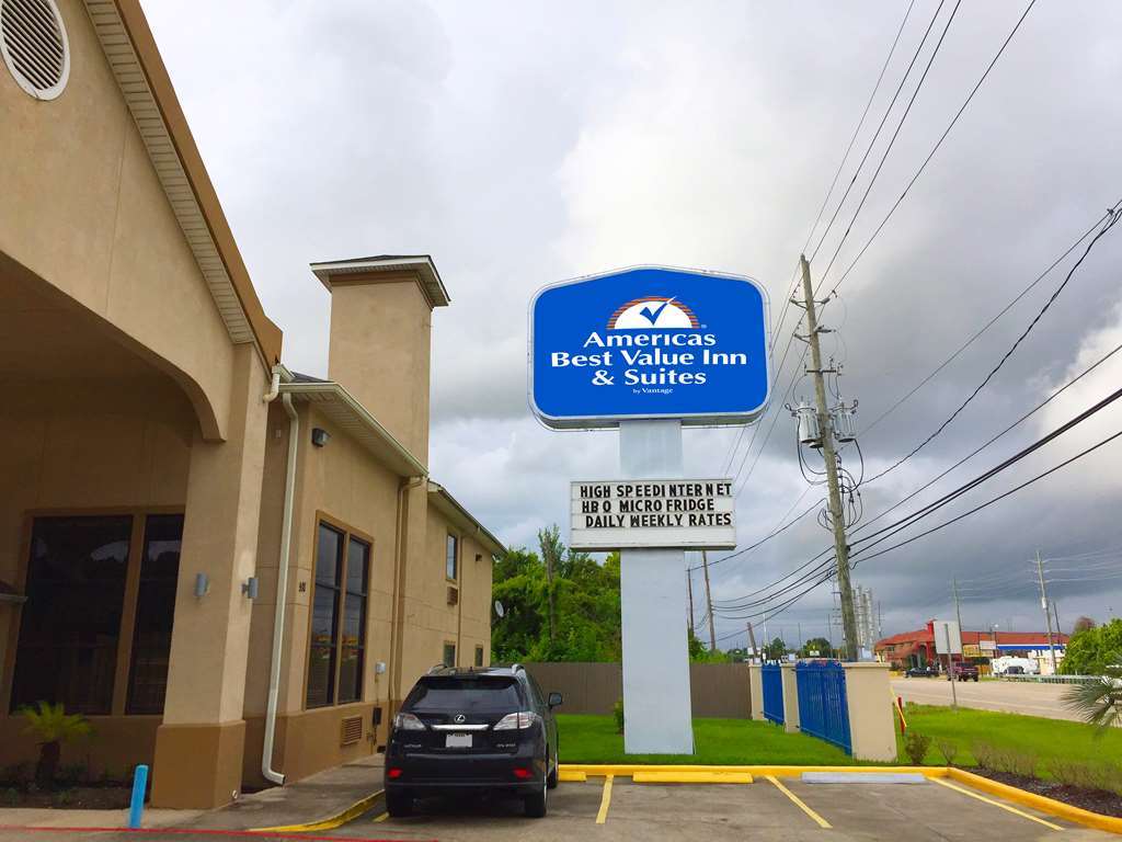 Americas Best Value Inn & Suites Mont Belvieu Houston Eldon Экстерьер фото